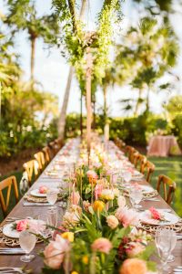 intimate wedding, long table, coral, pink 